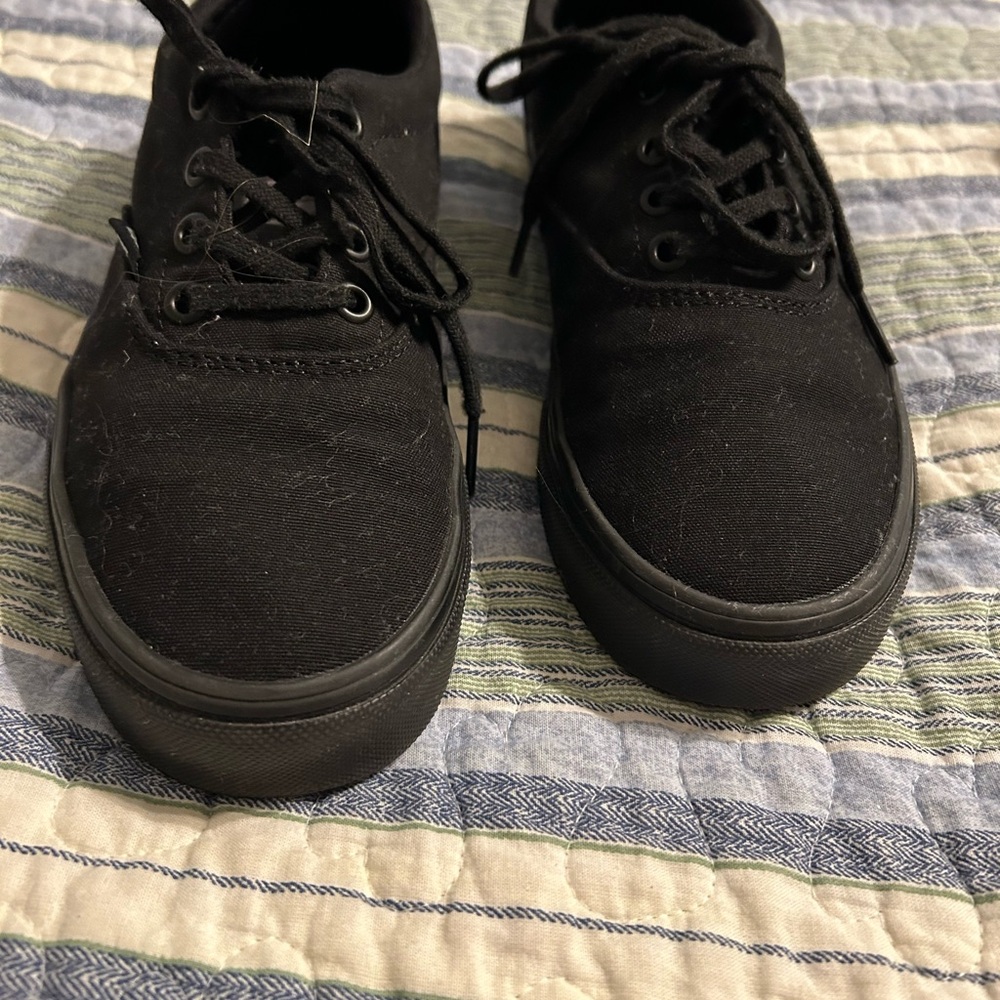 Vans women Black Canvas Sneakers
